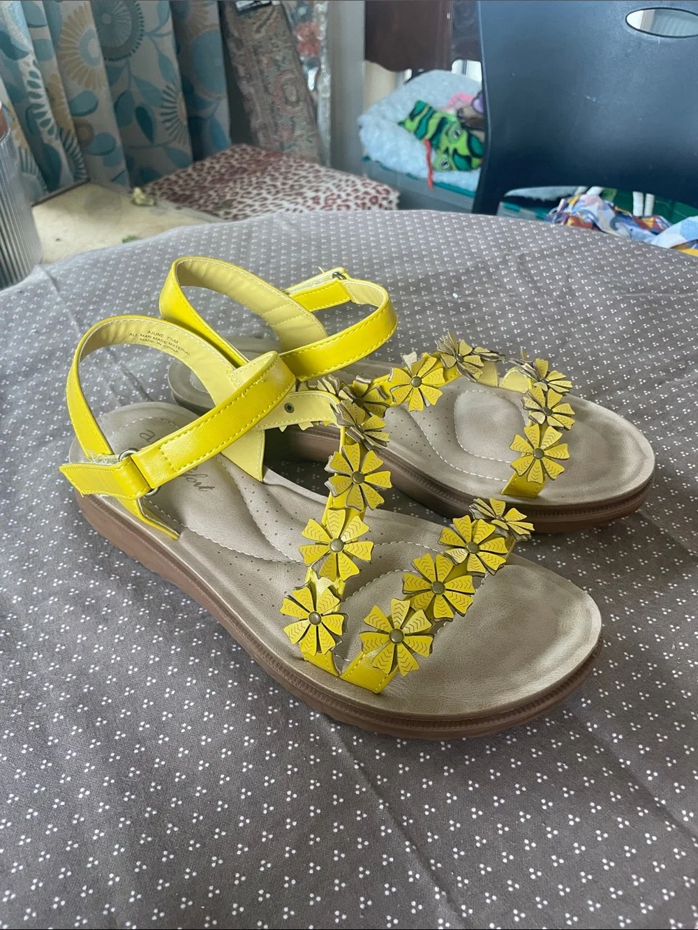 Annie comfort sandals